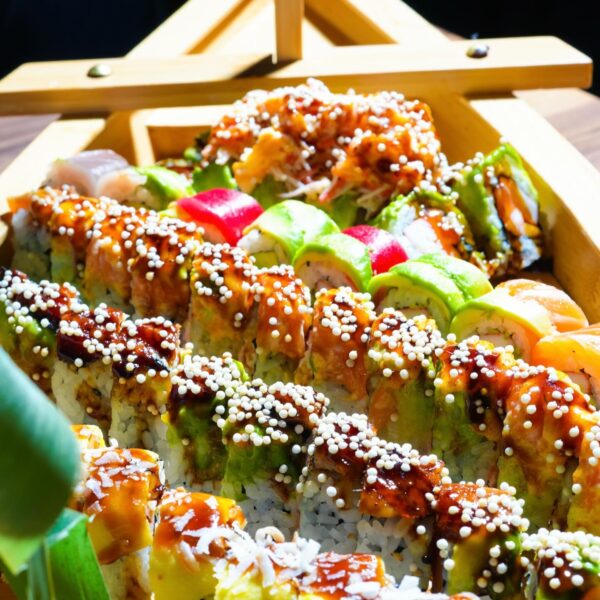 Sushi & Rolls